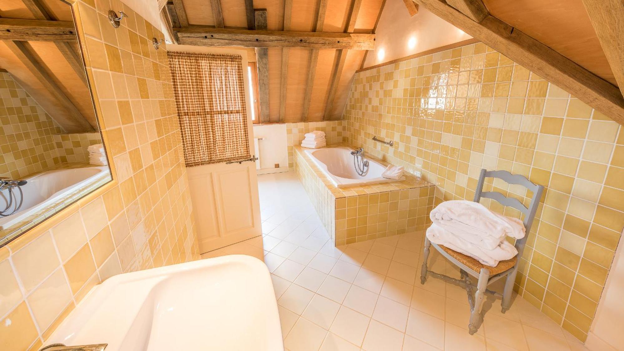 La Maison De Rhodes Hotel & Spa ทรัวส์ ภายนอก รูปภาพ