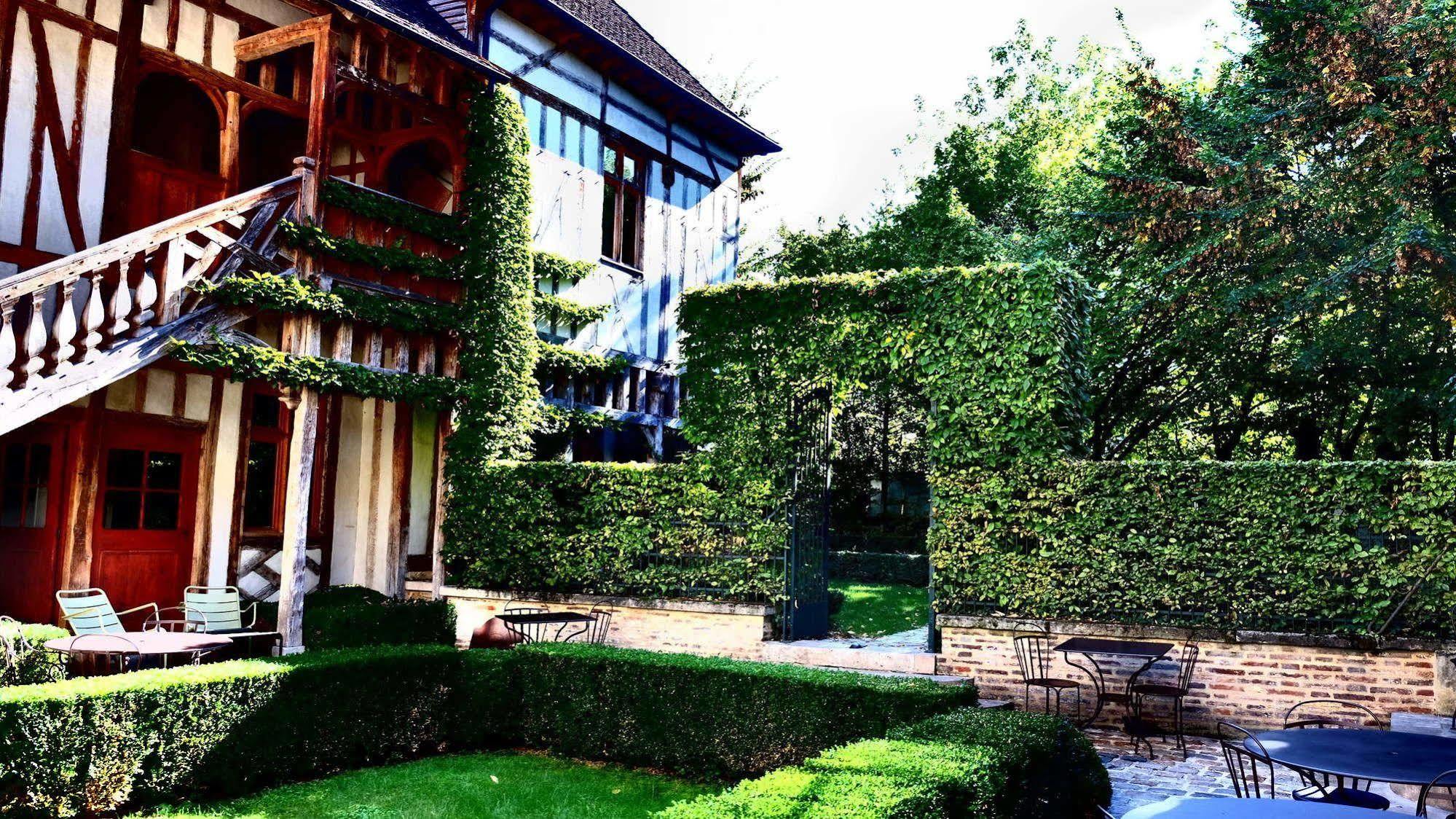 La Maison De Rhodes Hotel & Spa ทรัวส์ ภายนอก รูปภาพ